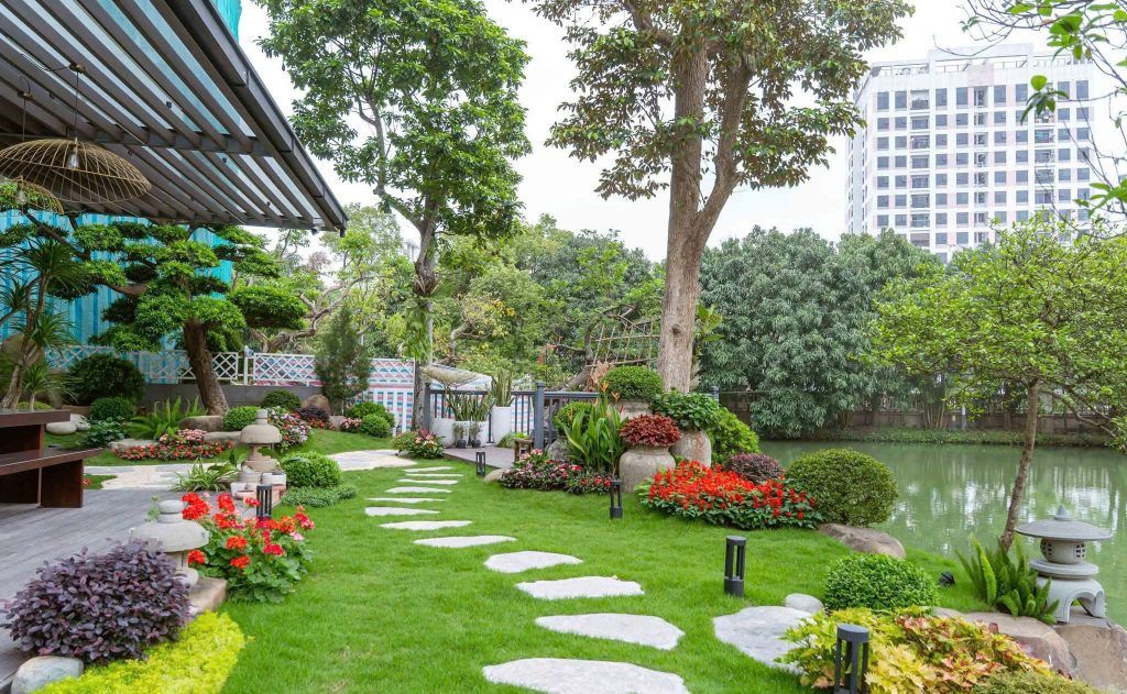 thiết kế sân vườn đẹp
