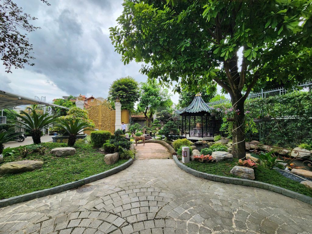 thiết kế sân vườn đẹp