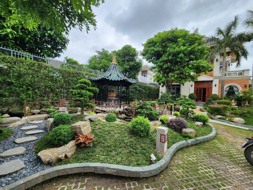 sân vườn biệt thự